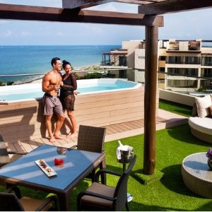 3- Or 5-Night All-Inclusive Royalton Riviera Cancún Trip