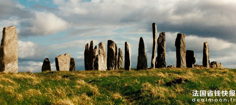Callanish_standing_stones_1