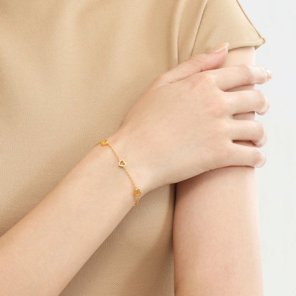 999.9 Gold Bracelet | Chow Sang Sang Jewellery eShop