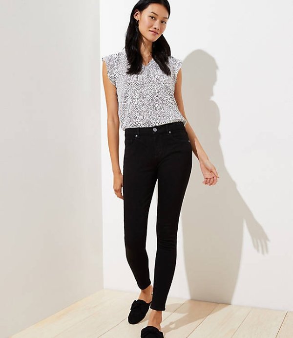 Slim Pocket Skinny Jeans in Black | LOFT