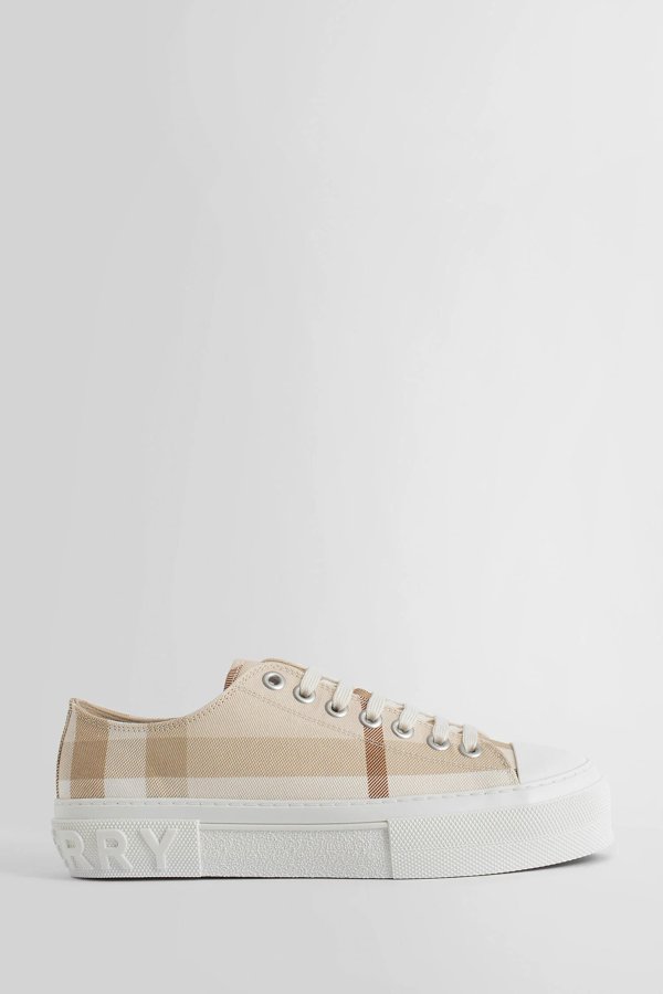BURBERRY WOMAN OFF-WHITE SNEAKERS