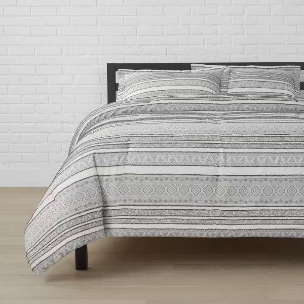 Tara 2-Piece Gray and White Boho Textured Stripe Cotton Twin/Twin XL Comforter Set