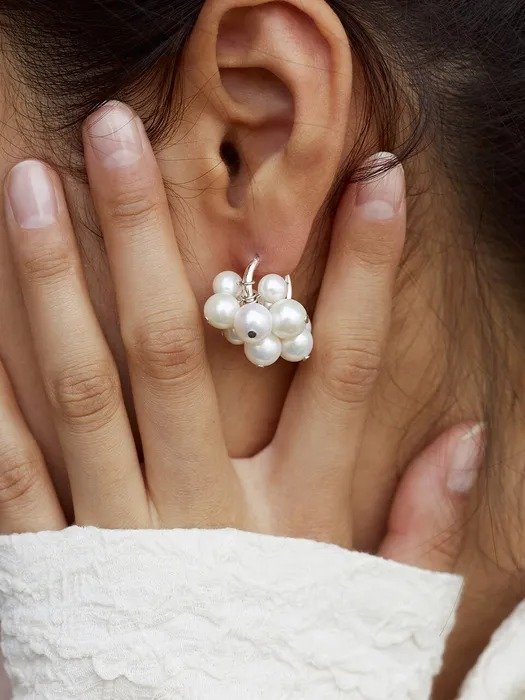The Flower Pearl Earrings