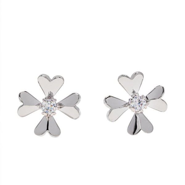 flower stud earrings