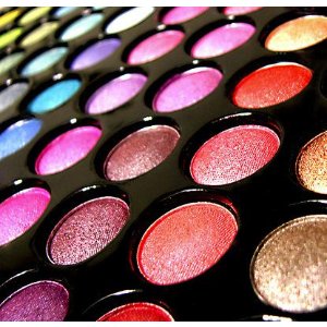 Eight Eyeshadows For Coming Winter @ Beauty.com