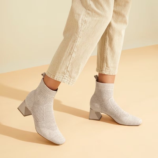 Square-Toe Perforated Heeled Boots (Melissa)