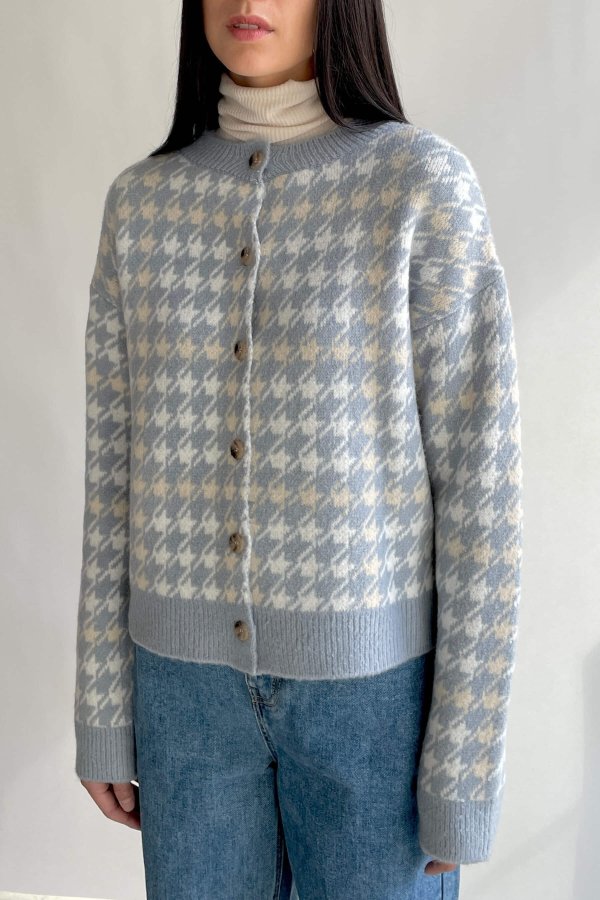 HOUNDSTOOTH CARDIGAN $68 Additional 15% off - discount applied at checkout CG-7600-W Beige;Light Blue CG-7600-W $68.00