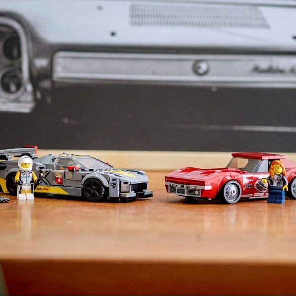 Chevrolet Corvette C8.R Race Car and 1968 Chevrolet Corvette 76903 | Speed Champions | Buy online at the Official LEGO® Shop US