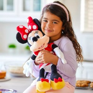 即将截止：迪士尼官网 12日特卖 D1-D3全站玩偶、服饰等特卖 儿童水瓶折后$9.8