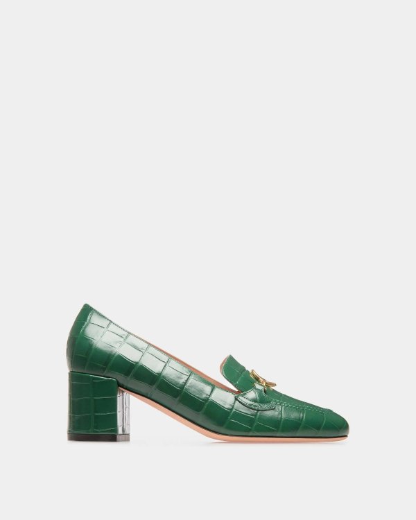 Daily Emblem Loafers In Kelly Green Leather