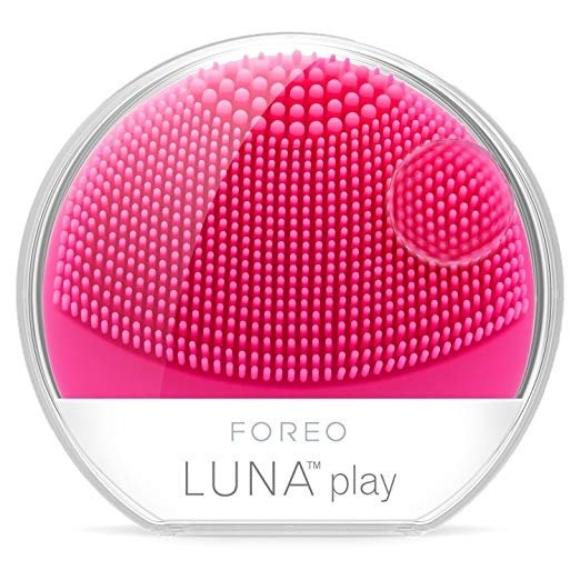 FOREO LUNA play – All the Power of T-SONIC Cleansing in 1 Small Device