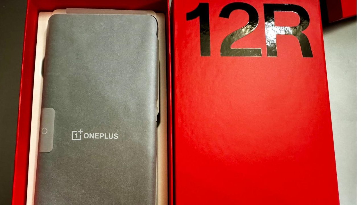 一加手机OnePlus 12R快速开箱分享， 旗舰杀手回来了？