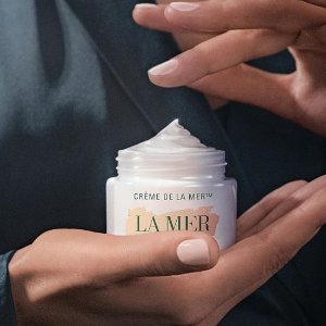 with any $300+ purchase @La Mer