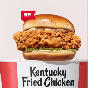 KFC 新版香辣脆鸡堡新鲜出炉 超大超脆超多汁