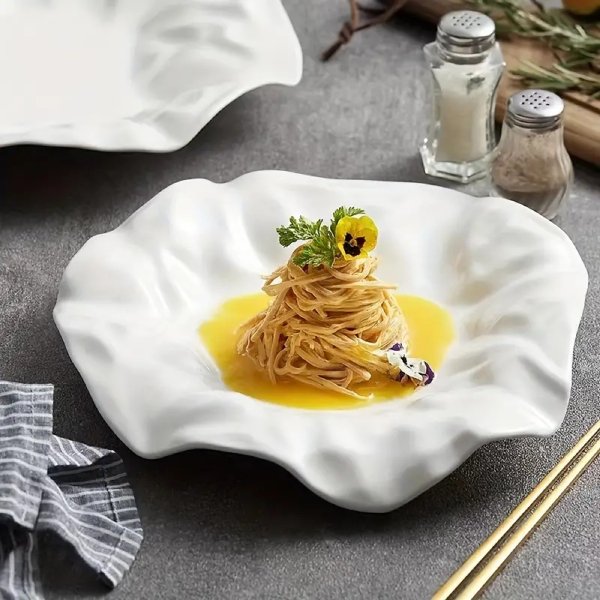 1pc 8/11/13inch White Ceramic Dish, Creative Afternoon Tea Tableware, Pasta Dish, Molecular Cuisine Dinner Plate, Diet Meal Plate, Home Dessert Display Plate, Salad Fruit Plate, For Home Restaurant Party, Tableware Accessories