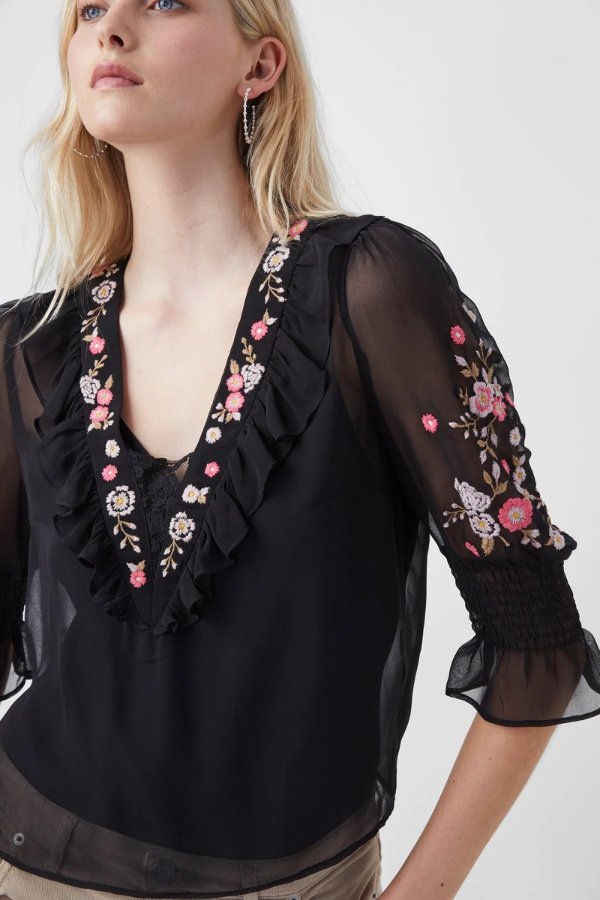 Eve Embroidered Top