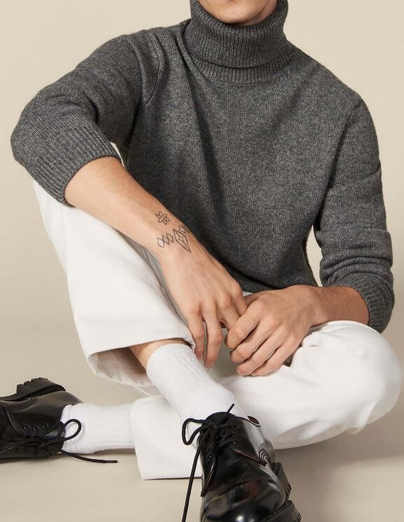 Roll neck wool and cashmere sweater