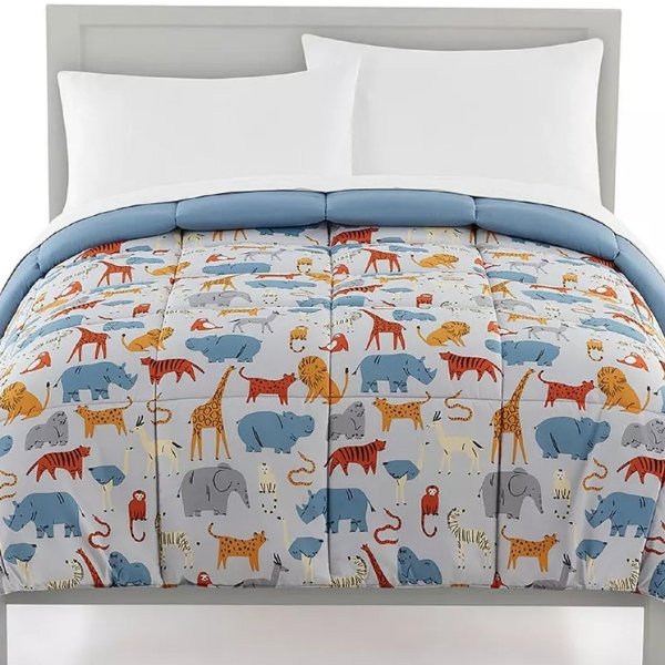® Down-Alternative Reversible Animal Pattern Comforter