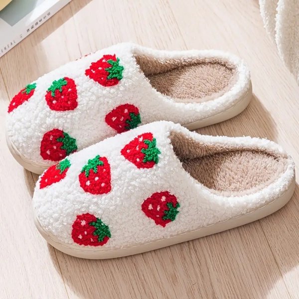 Cute Strawberry Plush Slippers, Cozy Indoor Closed Toe Fuzzy Shoes, Cozy & Warm Home Slippers