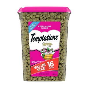 TEMPTATIONS Classic Crunchy and Soft Cat Treats Blissful Catnip Flavor, 16 oz. Tub