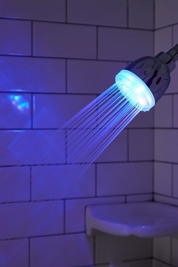LED 沐浴喷头 可切换灯光颜色