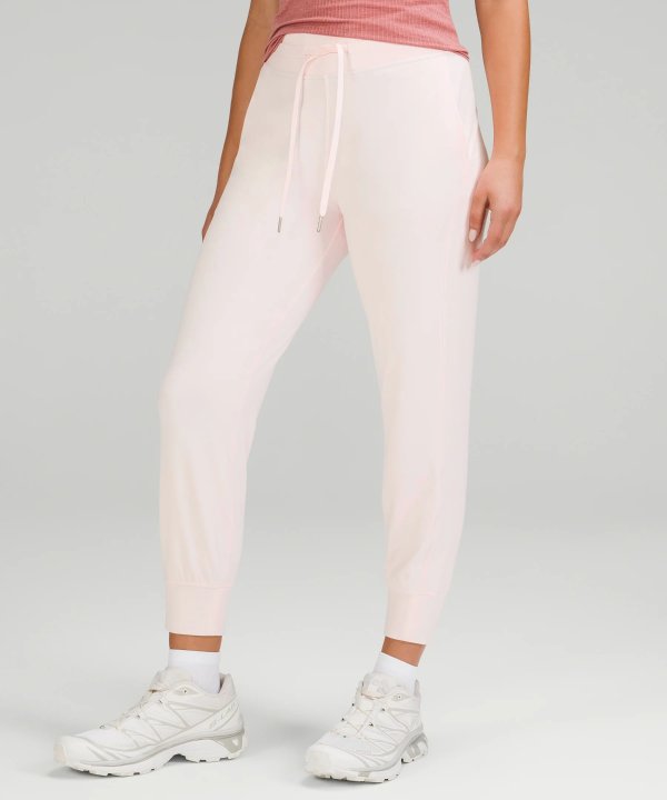 Ready to Rulu Classic-Fit High-Rise Jogger *7/8 Length | Women's Joggers | lululemon