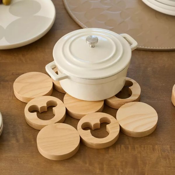 Mickey Mouse Icon Wood Trivet – Mickey Mouse Home Collection