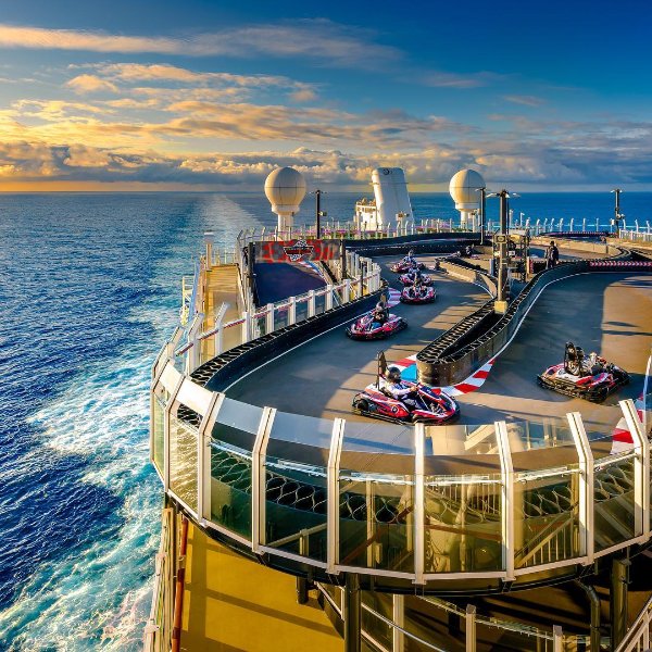 norwegiancruiseline_58004197_121177669073361_8447830596633026805_n.jpg