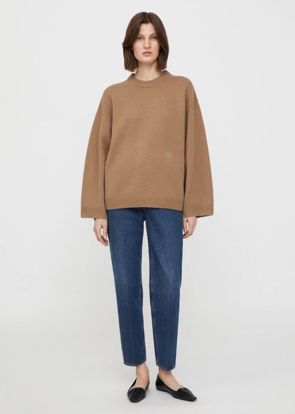 Monogram embroidery knit camel