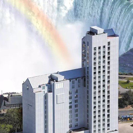 Stay at The Oakes Hotel Overlooking the Falls in Niagara Falls, ON