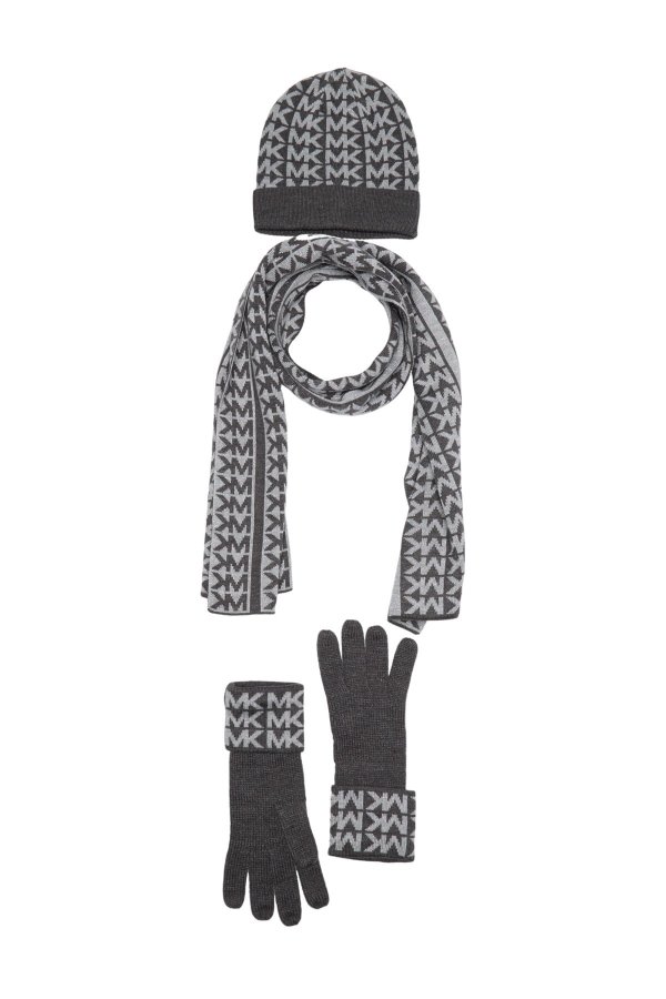 Monogramed Knit Set