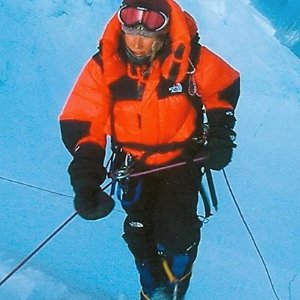 懂的人抢👉The North Face官网 滑雪服专场闪促 这个领域的王者