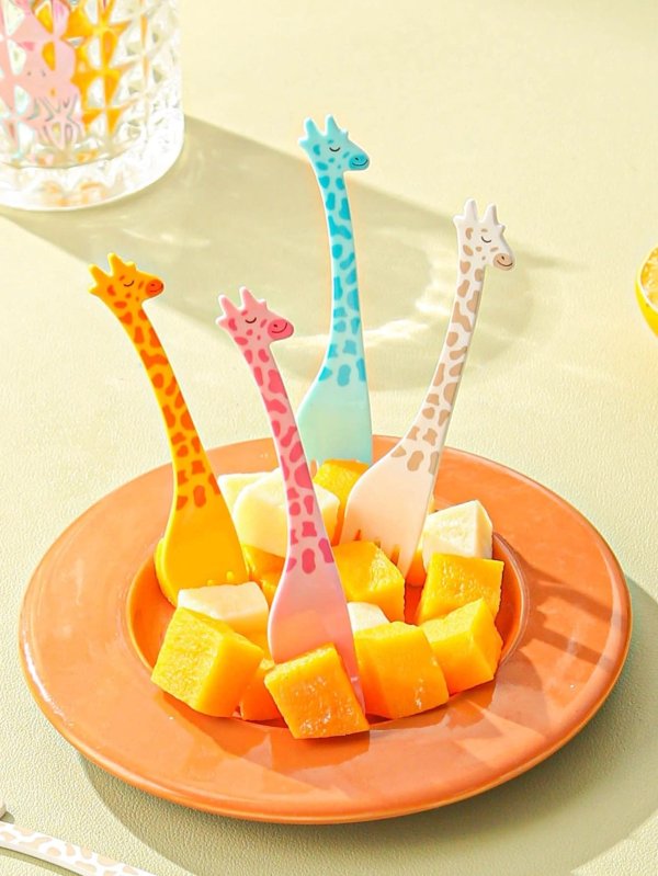 4pcs Cartoon Giraffe Design Fruit Fork
