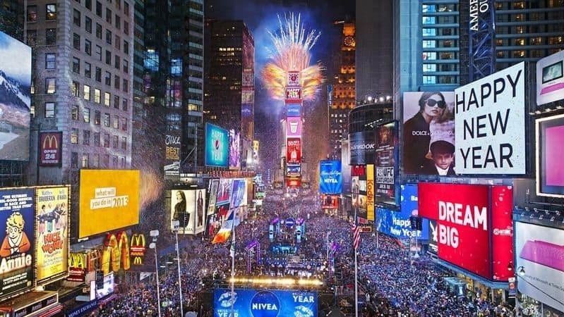 2022纽约时代广场跨年活动 | 时代广场跨年晚会，标志水晶球掉落活动如何免费观看？