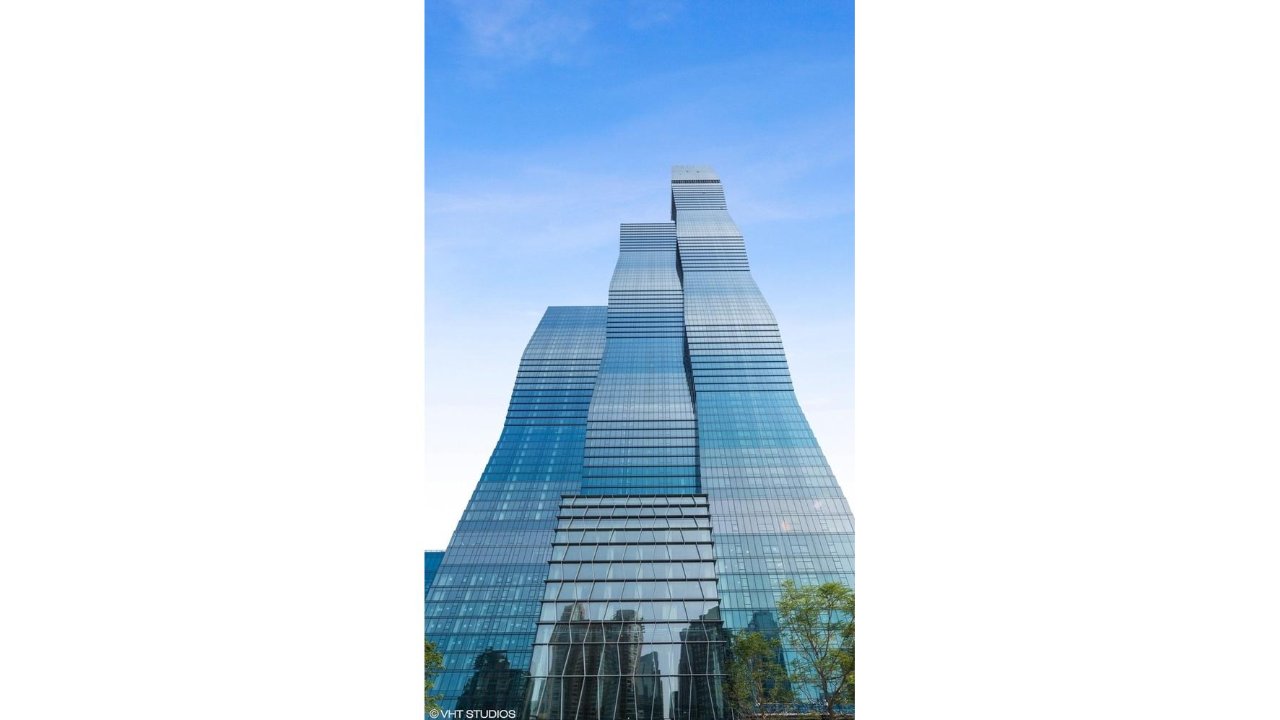 芝加哥St. Regis大厦次顶层的公寓以大厦最高的价格出售