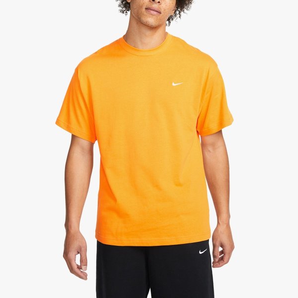 橘色T恤