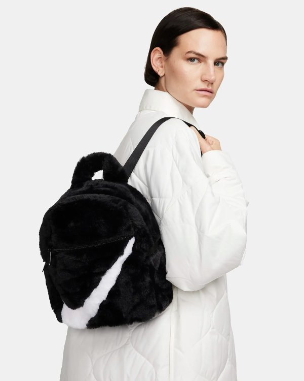 Sportswear Futura 365 Faux Fur Mini Backpack (6L)..com