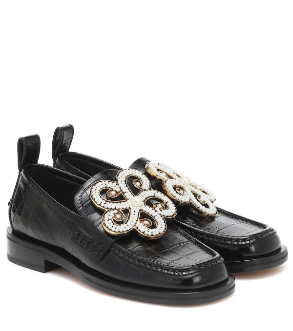 Embellished croc-effect loafers