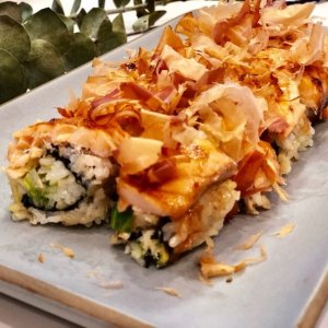 Delicious Toasted Salmon Roll