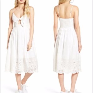 J.O.A.蕾丝镂空白色连衣裙 小性感的细节设计