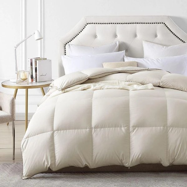 Luxury Down Comforter Filled with 95% White Goose Down - Full/Queen