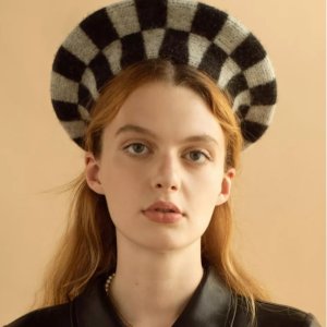 收北面羽绒服、燕麦色卫衣 Urban Outfitters 周三新品 封面贝雷帽$26 北极狐$65