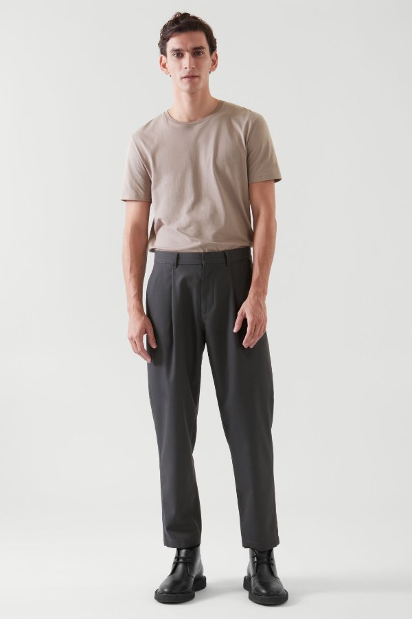 RELAXED-FIT CARGO PANTS - DARK GRAY - Trousers - COS