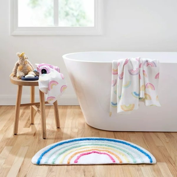 Gap Home Kids Rainbow Organic Cotton Non-Slip Bath Rug, White, 16"x30"