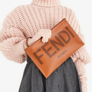 Fendi 时尚专场 新款半月包$1164，链条包$939