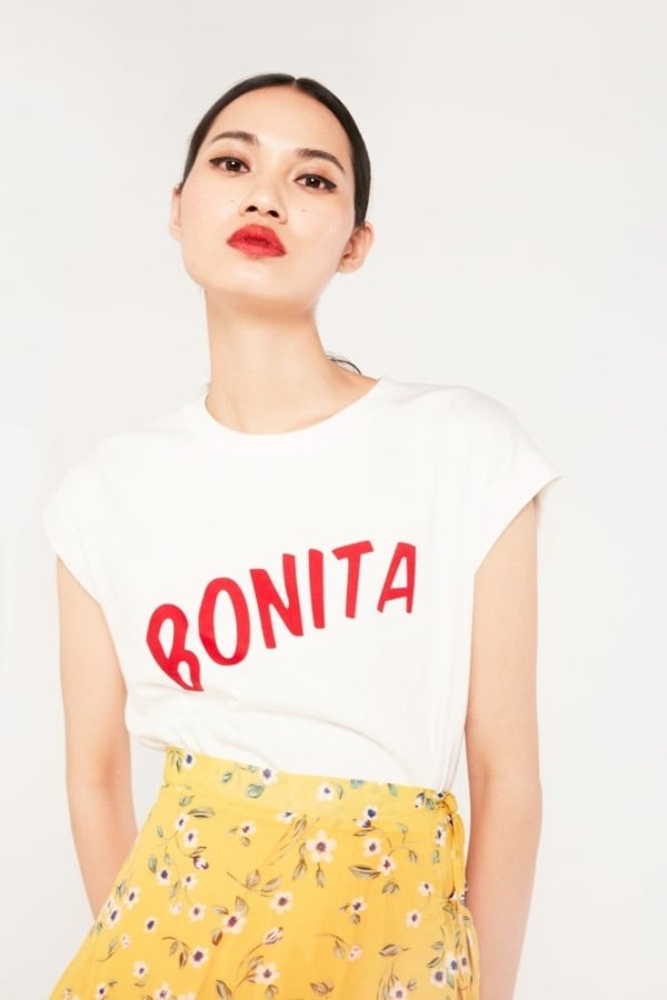 "Bonita" T-Shirt