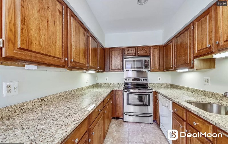 70-80-kitchen.JPG