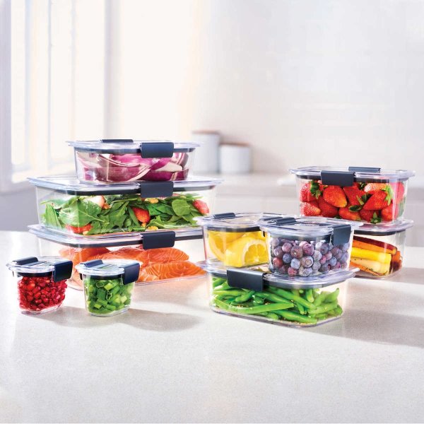 Rubbermaid Brilliance BPA Free Food Storage Containers with Lids, Airtight,  for Kitchen and Pantry Organization, Set of 3 w/ Scoops, Color:Clear