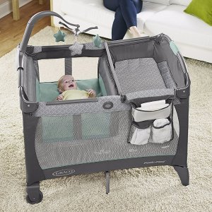 Graco Pack 'n Play Playard with Change 'n Carry Portable Changing Pad, Manor