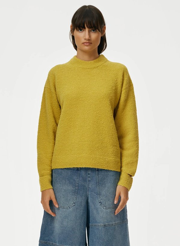Boucle Alpaca Slit Cuff Easy Pullover Sweater
